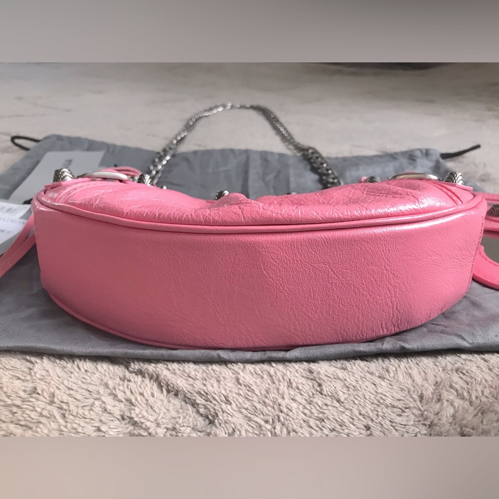 NEW🔥BALENCIAGA XS Le Cagole Crinkle Leather Shoulder Bag with chain🔥 - Picture 8 of 10